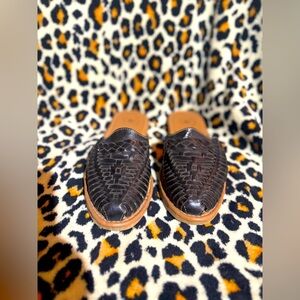 Flat slide mules size 8